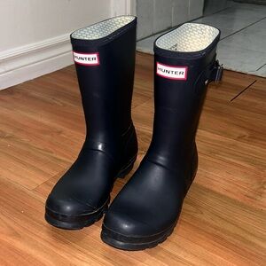 HUNTER RAIN BOOTS SIZE 7